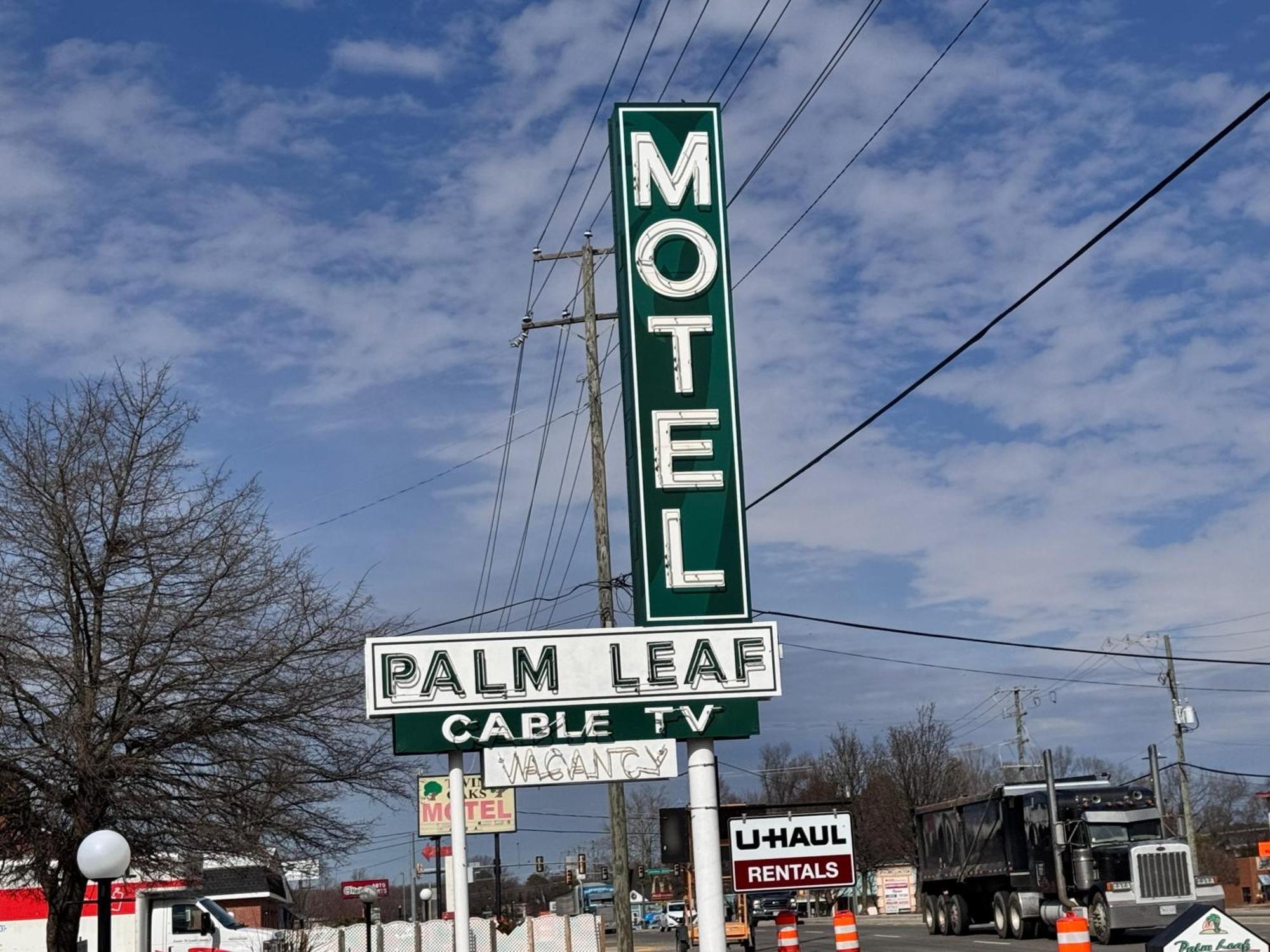 Oyo Palm Leaf Motel Ashland Exterior foto
